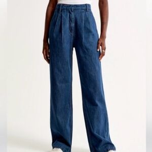 Abercrombie & Fitch Sloane Tailored Jean